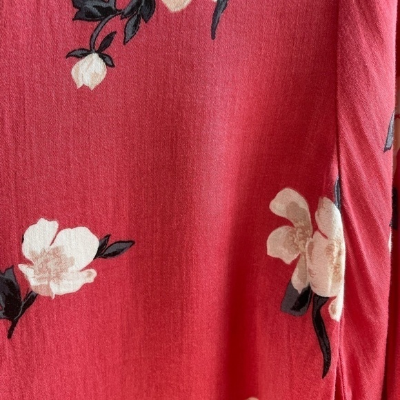 Don’t ask why floral flowy open tie front blouse. One Size - Picture 3 of 8
